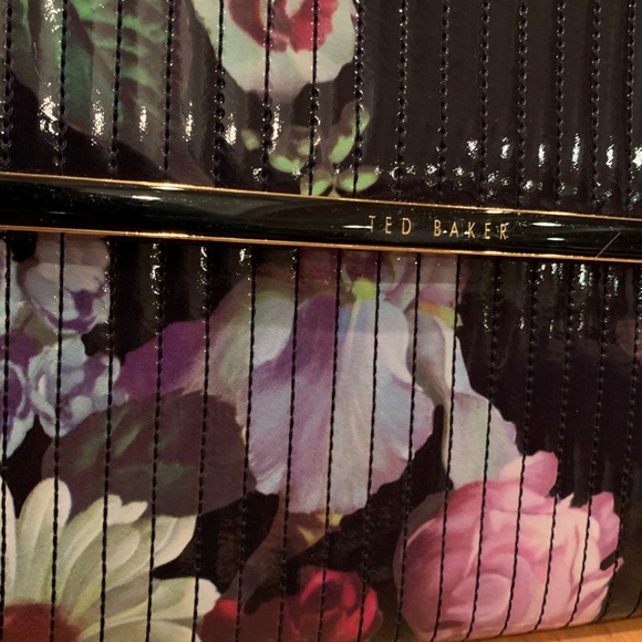 Ted Baker Floral Patent Envelope Clutch - Picture 3 of 6